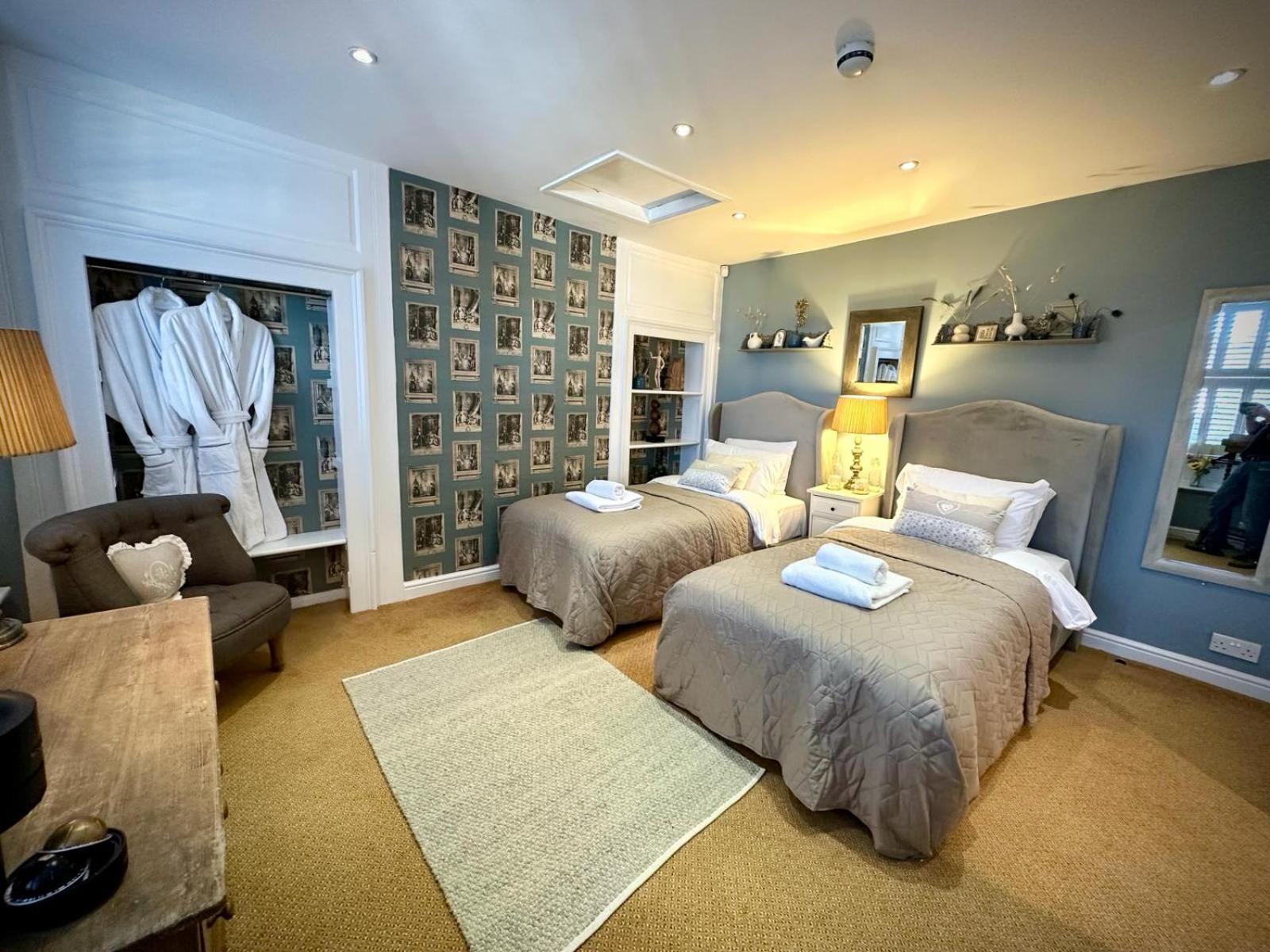 The Three Tuns Hotel Chepstow Luaran gambar