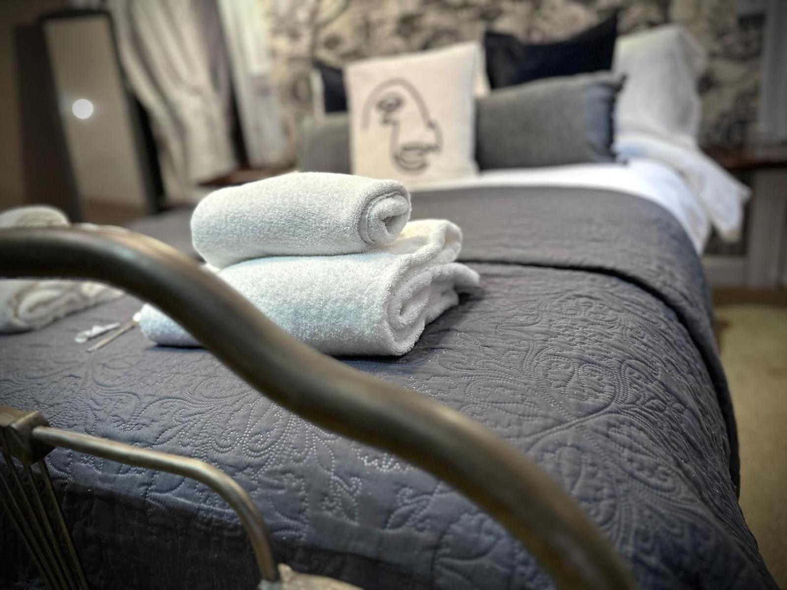 The Three Tuns Hotel Chepstow Luaran gambar