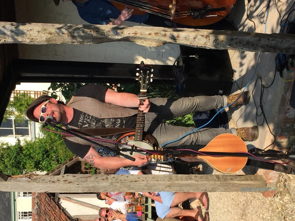 The Three Tuns Hotel Chepstow Luaran gambar